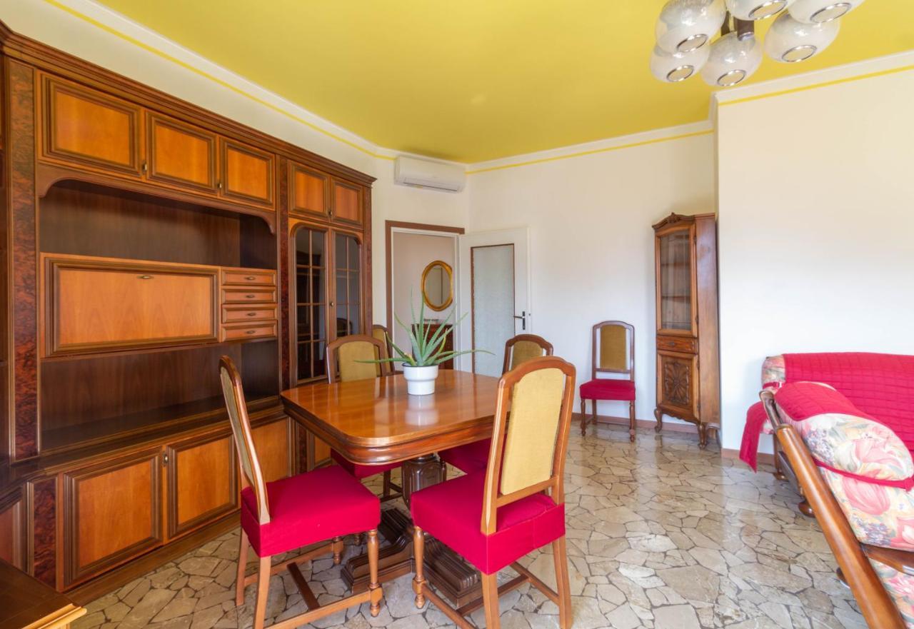 Mamma Ciccia Holiday Home - Casa Imperia Mandello del Lario Eksteriør billede